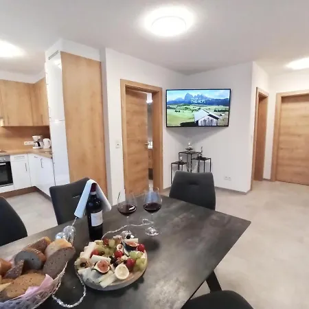 The Alpenhouse Gligic'S Apartment Sautens Exterior photo
