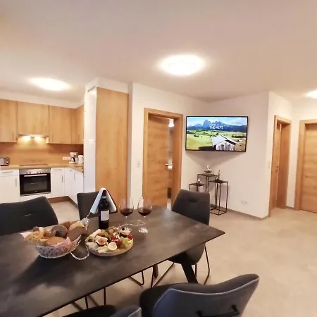 The Alpenhouse Gligic'S Apartment Sautens Exterior photo