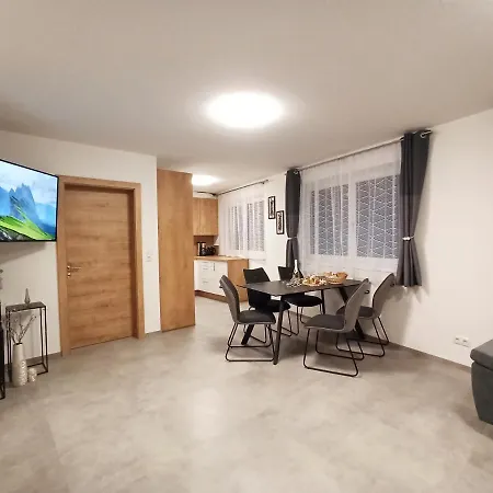 The Alpenhouse Gligic'S Apartment Sautens Exterior photo
